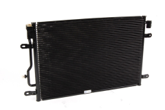 Airconditioncondensator 8E0260403B 22600746801 Audi A4 A6 Vika