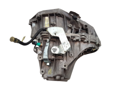 Versnellingsbak TL4080 1.5 dci Renault Captur 320107375R