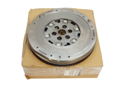 Vliegwiel Renault Nissan 123104BB0A Origineel