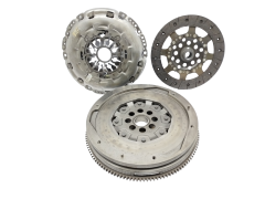 Dubbele massa vliegwiel + koppeling 8200620330 7701476589 7701478942 2.0DCI Renault
