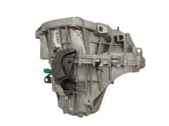 Versnellingsbak Nieuw TL4A040 TL4040 7701700600 Renault Megane 3 1.5 dci