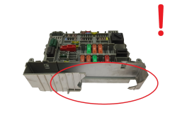 Zekeringenkast BMW 6906621-06 18844.000.002A BJ3A119640 20869