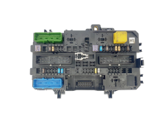Zekeringenkast 13222173 5DK008669-33 Opel GM Hella