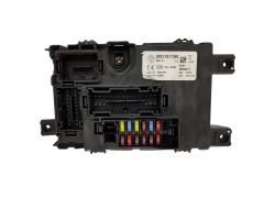 Zekeringenkast Fiat 00517817590 28050017 Delphi 19713