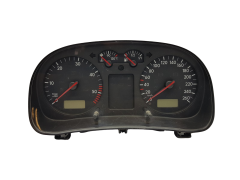 Snelheidsmeter Golf MK4 1J0920802G 0263618033 2555
