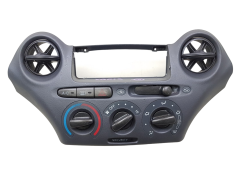 Verwarmingsregeling A/C Toyota Yaris 758277 758268-701B