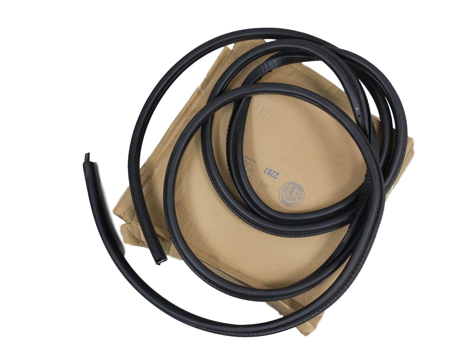 Deurrubber Voor 15063154 GM Chevrolet GMC main product photo