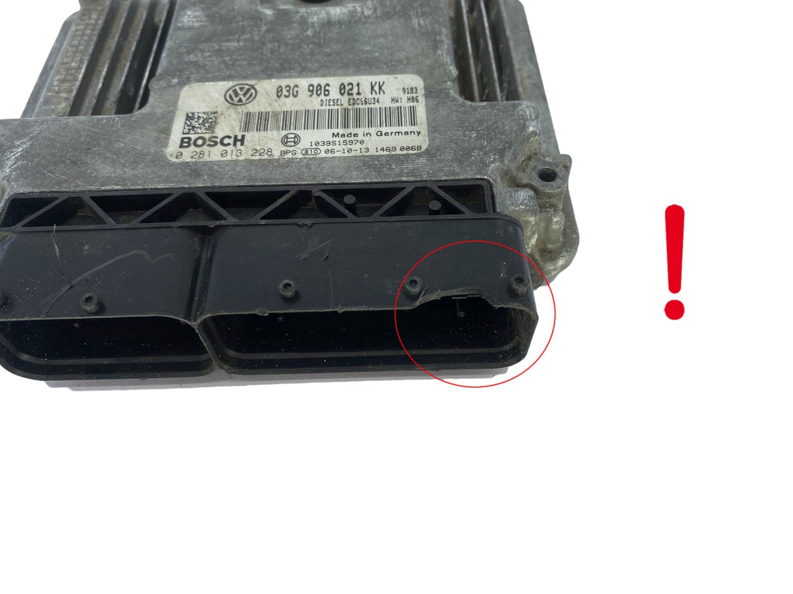 Regeleenheid 03G906021KK 0281013228 VW Bosch 50439 main product photo